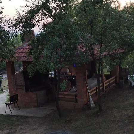 Διαμέρισμα Api-centar *